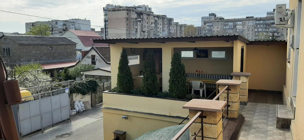 Апартаменты С Террасой И Гаражом Oldenburg Bagian luar foto